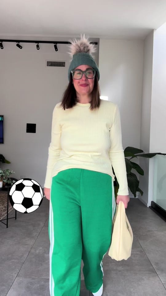 Post 8 by The Colour Spot on TikTok (video)