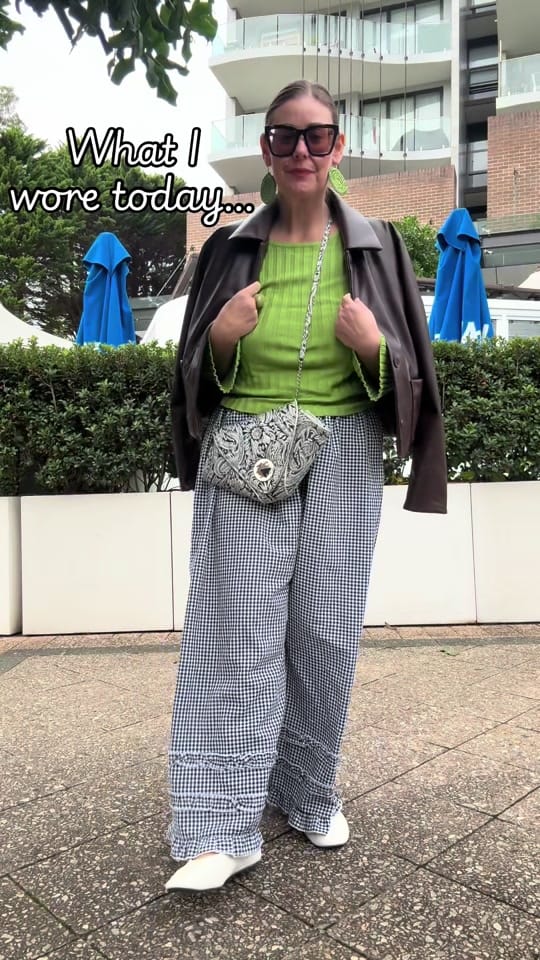 Post 6 by The Colour Spot on TikTok (video)