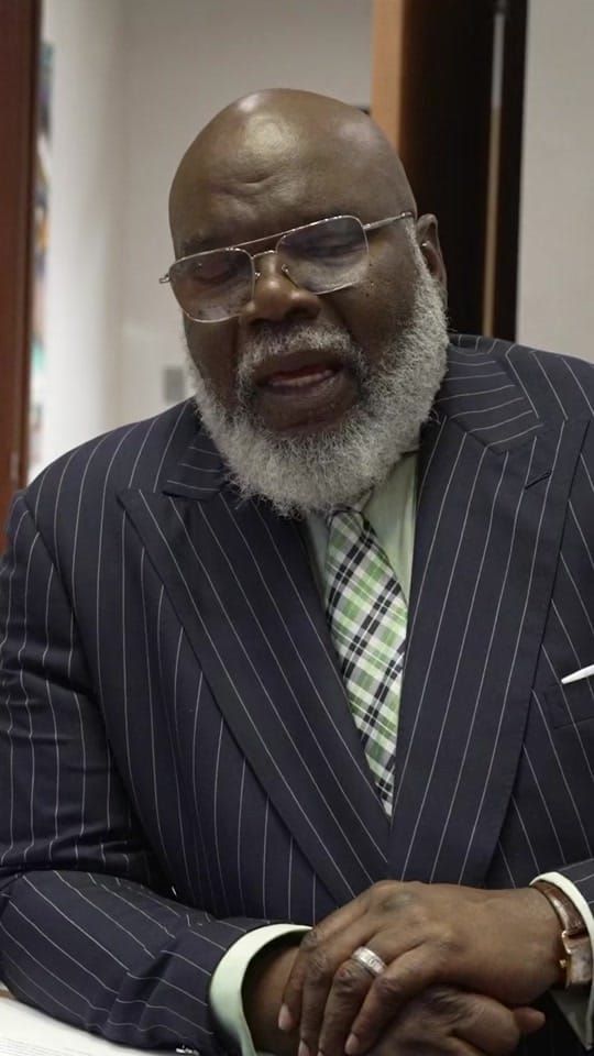 Post 7 by T.D. Jakes on TikTok (video)
