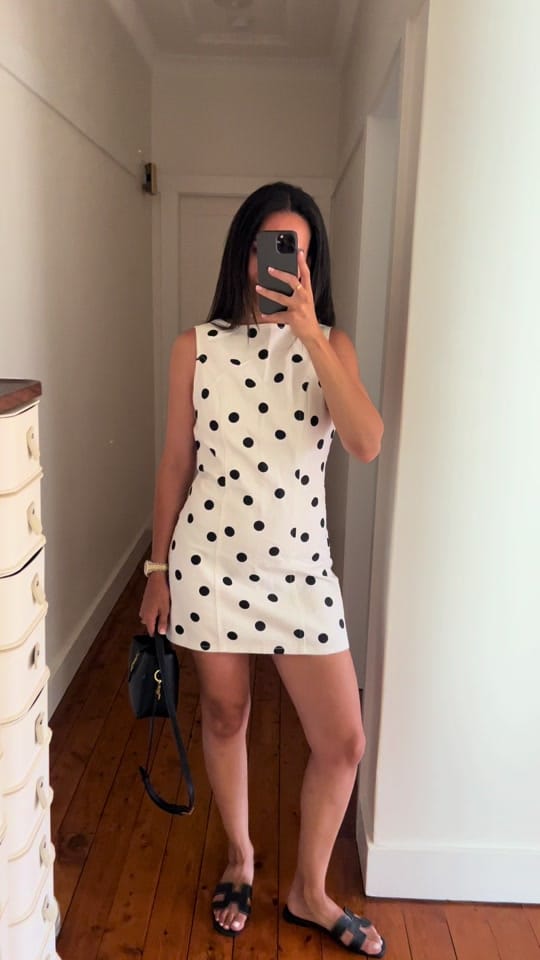 Post 7 by Sara Wears on TikTok (video)