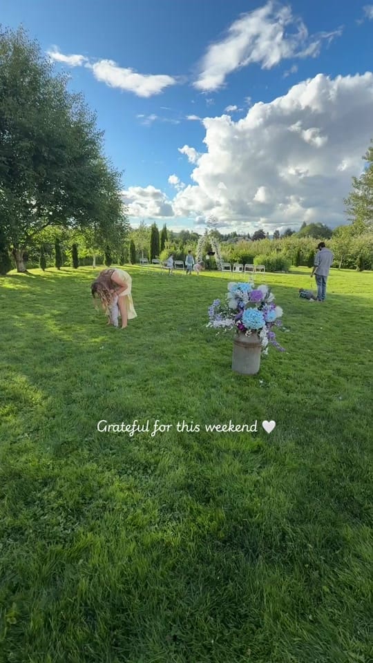 Post 2 by Alexandra Elizabeth on TikTok (video)