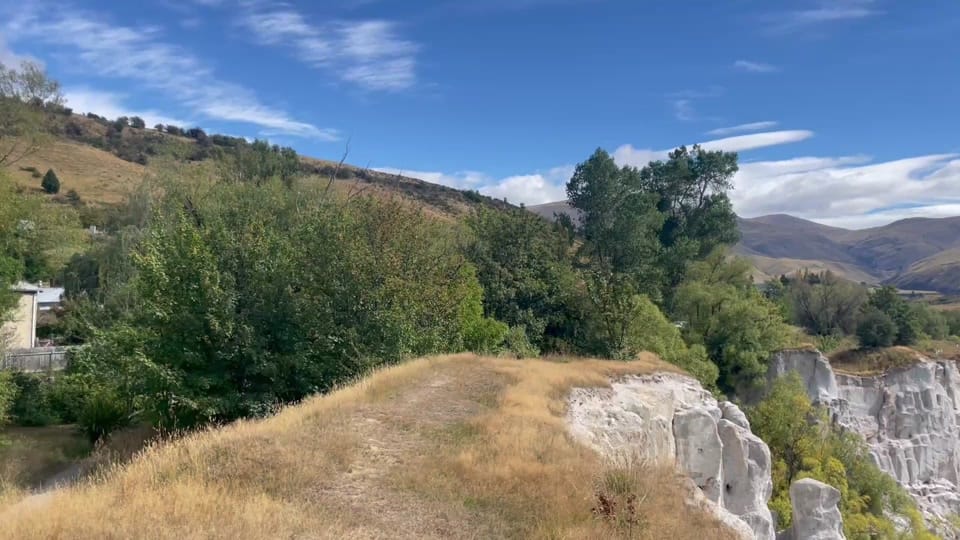 Post 3 by Aurora Bonner on TikTok (video)