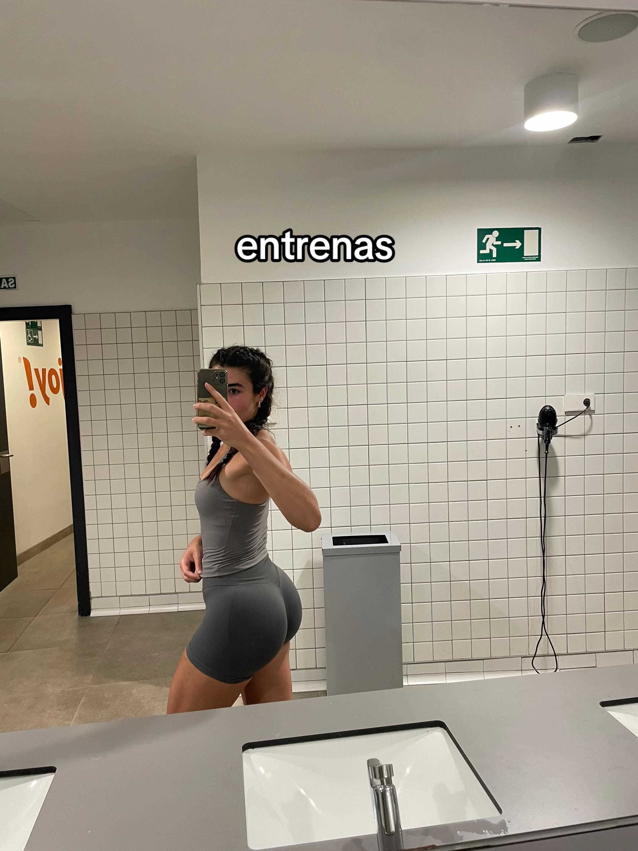 Post 9 by White on TikTok (video)