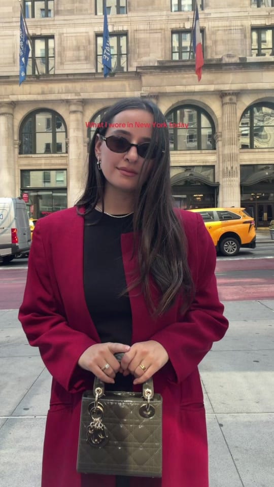 Post 2 by elenidiluzio on TikTok (video)