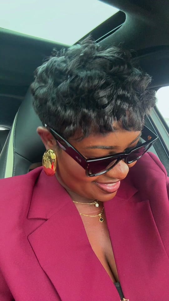 Post 1 by Bossbel on TikTok (video)