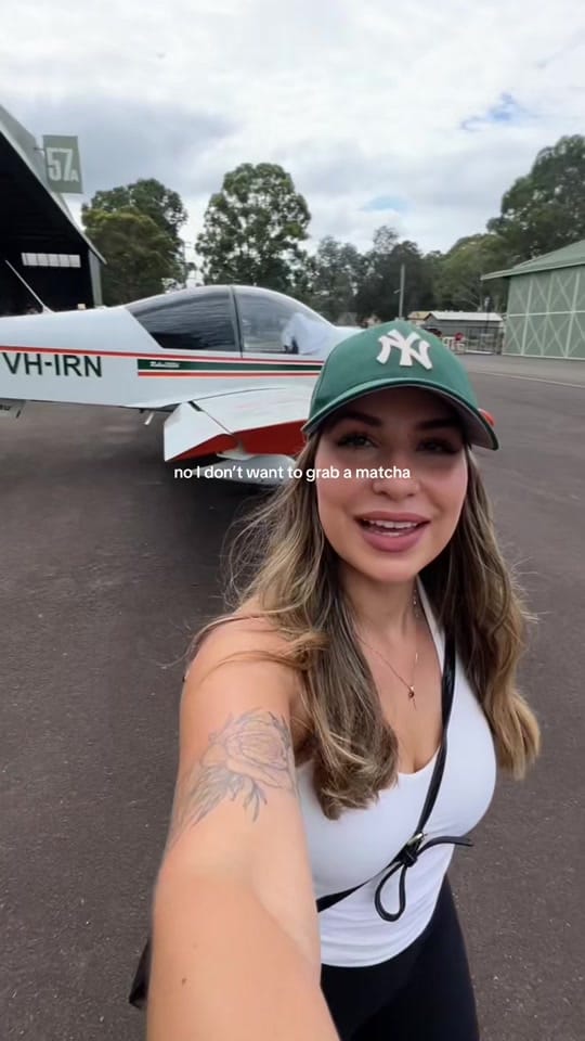 Post 3 by Camilla ⚡️ on TikTok (video)