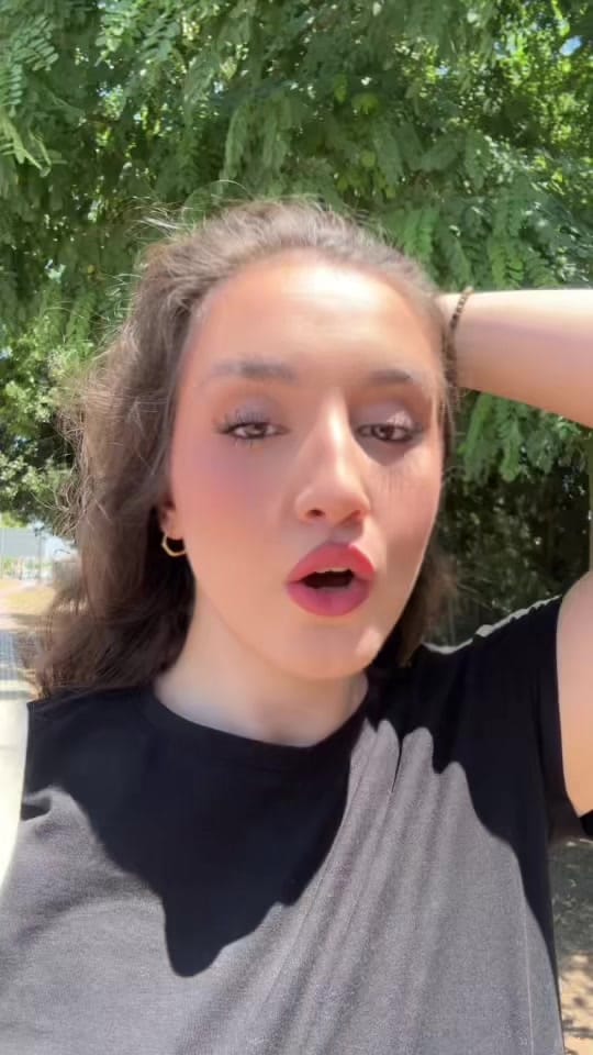 Post 4 by Clara💫 on TikTok (video)