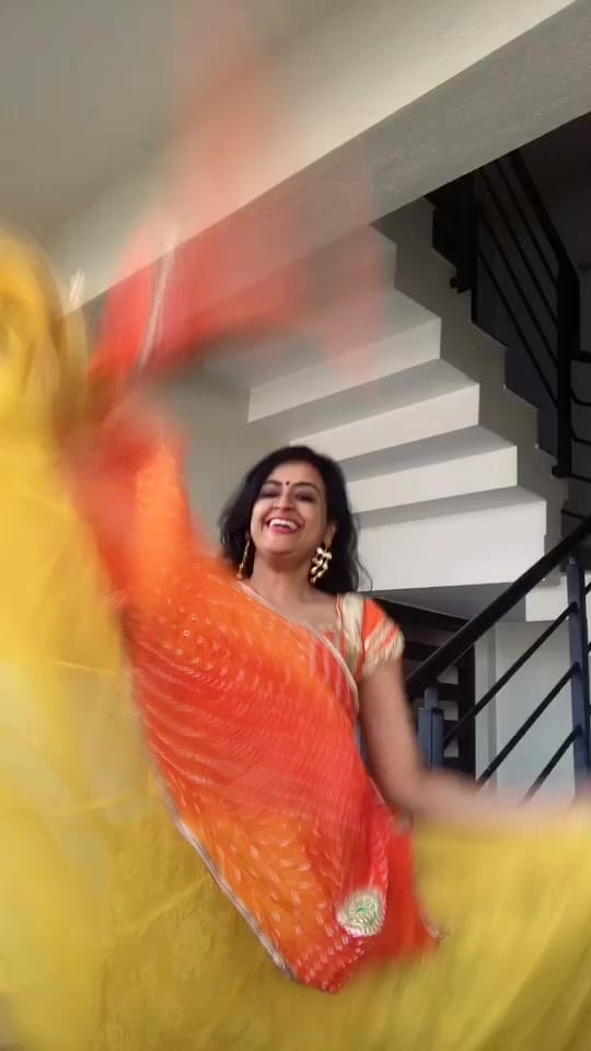 Post 10 by Aarti Priyanka on TikTok (video)