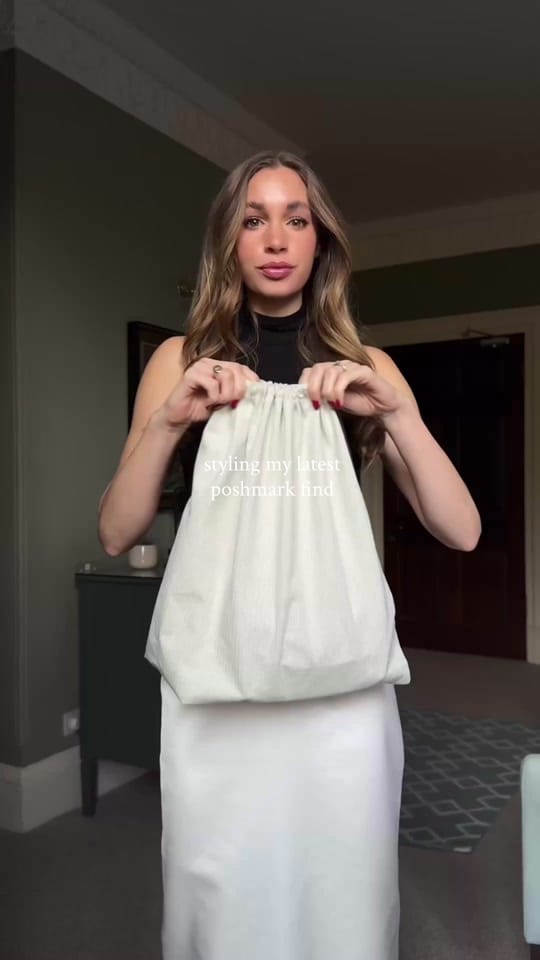 Post 2 by Sydney & Davis on TikTok (video)