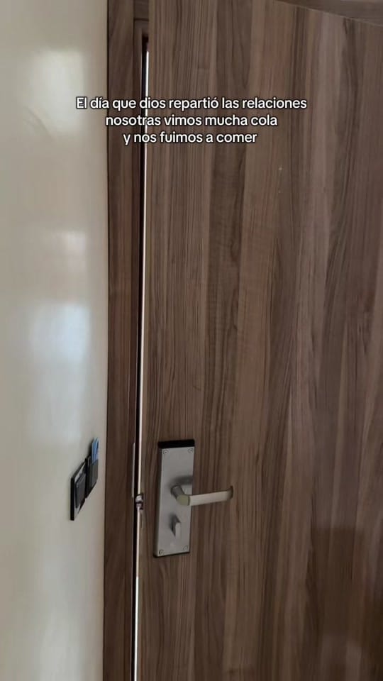 Post 4 by beeaaa_1 on TikTok (video)