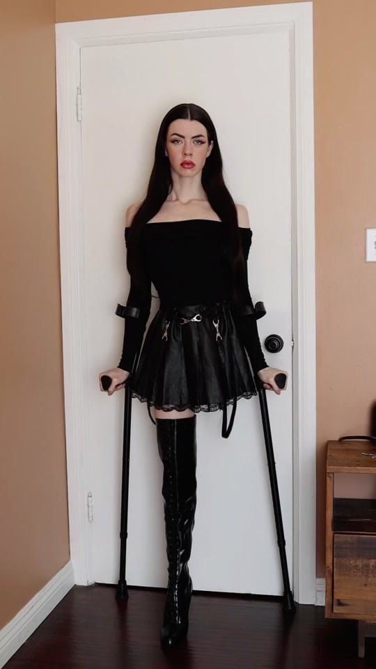 Post 1 by Cherie Louise on TikTok (video)