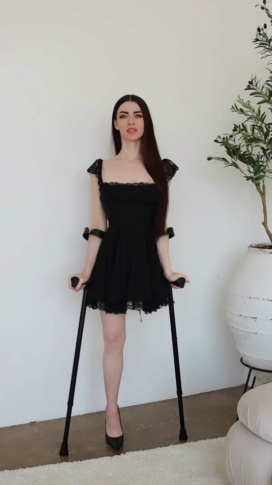 Post 10 by Cherie Louise on TikTok (video)