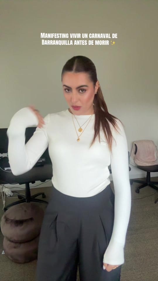 Post 4 by Catalina on TikTok (video)