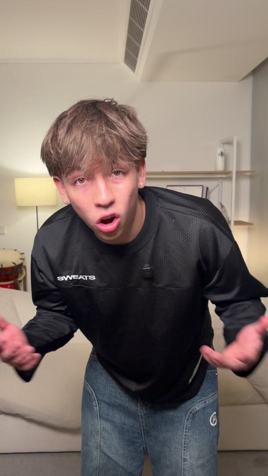 Post 7 by kenaivanrietvelde on TikTok (video)