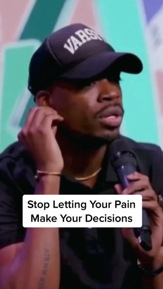 Post 10 by Hollis Thomas on TikTok (video)