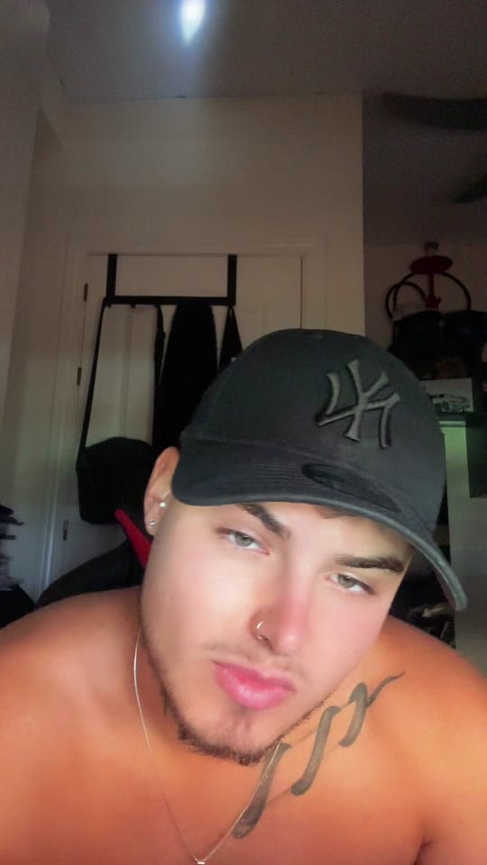 Post 3 by Riky on TikTok (video)