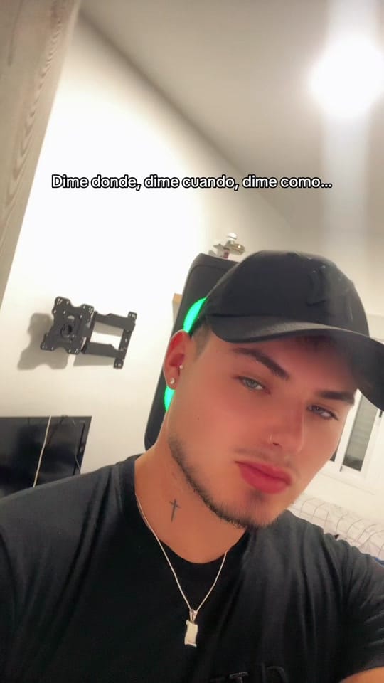 Post 2 by Riky on TikTok (video)