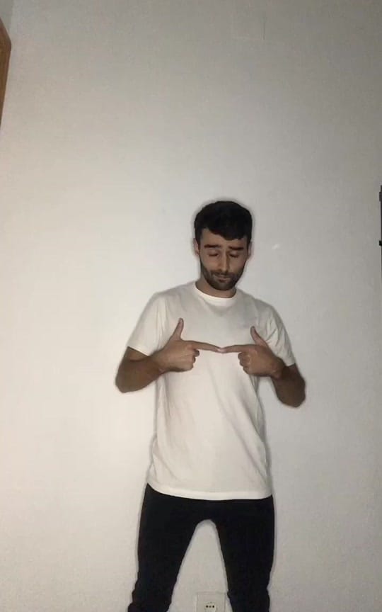 Post 1 by Alejandro on TikTok (video)