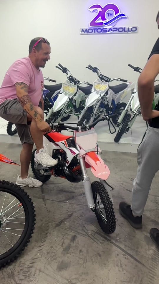 Post 6 by Motosapollo.com on TikTok (video)