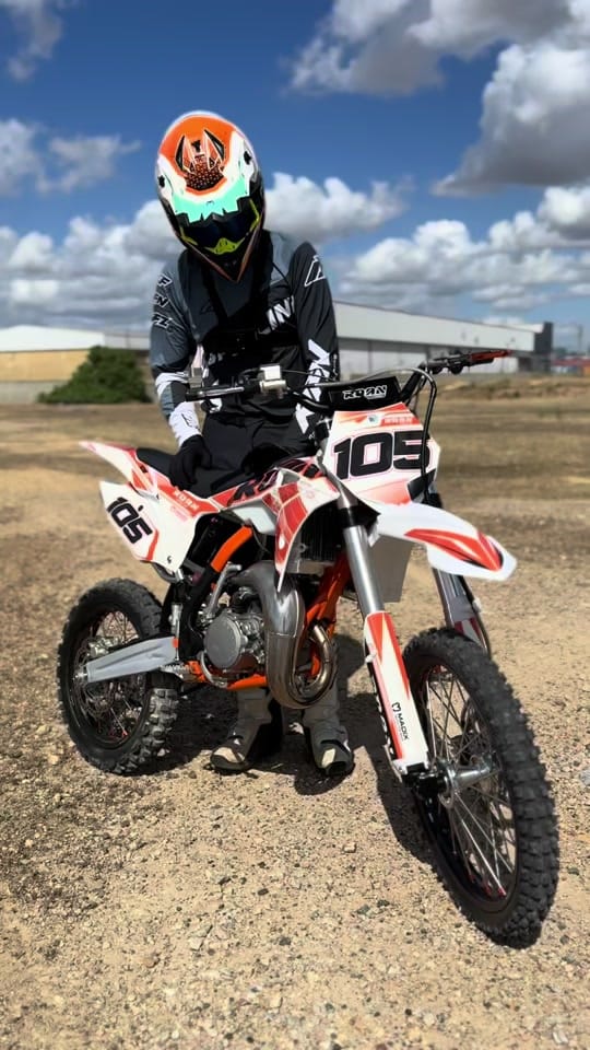Post 1 by Motosapollo.com on TikTok (video)