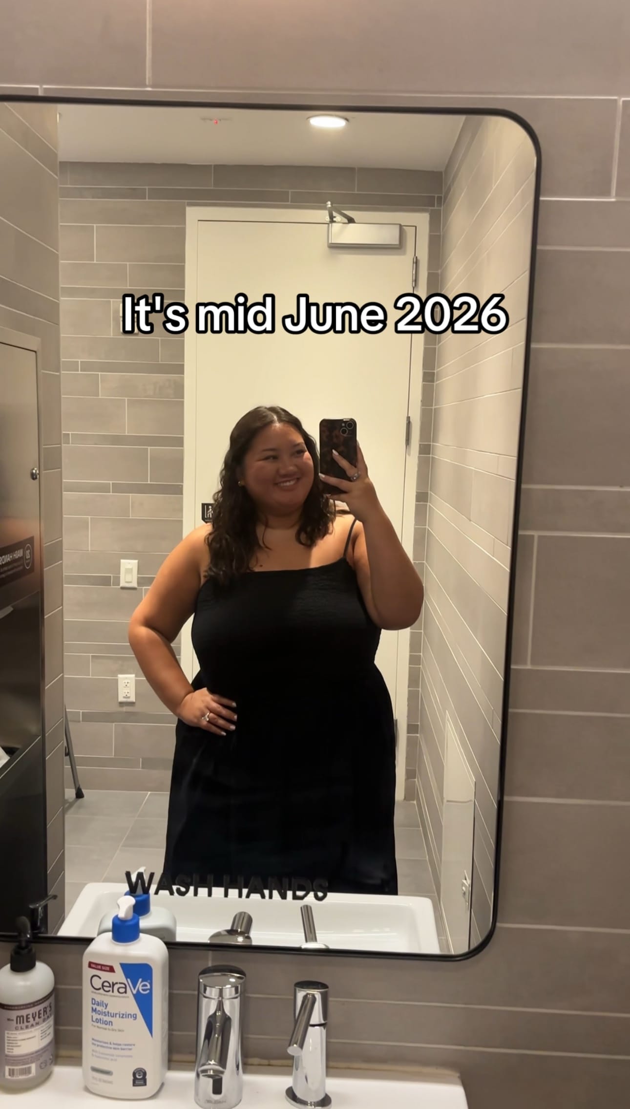 Post 1 by Sydney | your corporate bestie on TikTok (video)