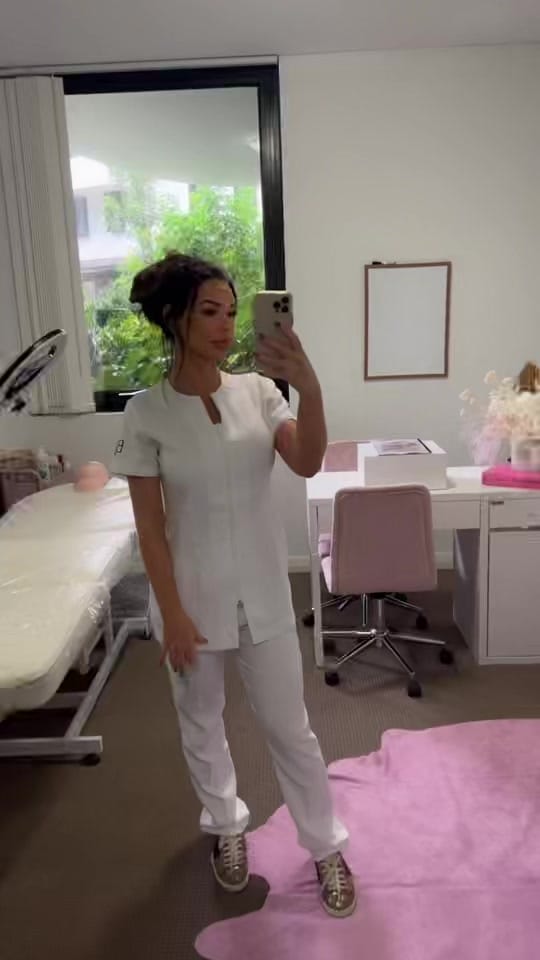 Post 10 by Rosie Terre on TikTok (video)