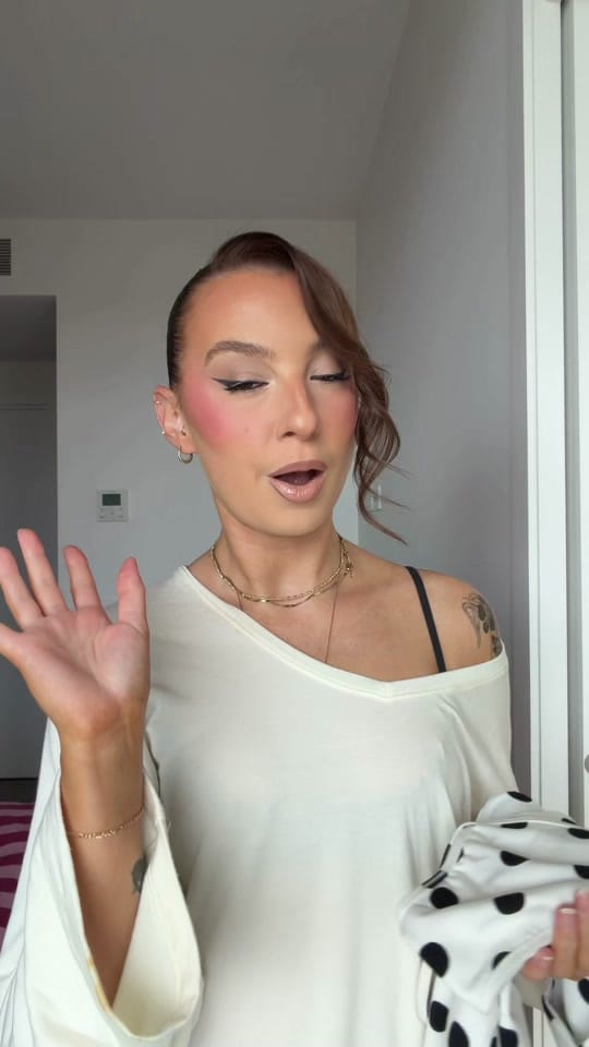 Post 6 by Alessia Allfree on TikTok (video)