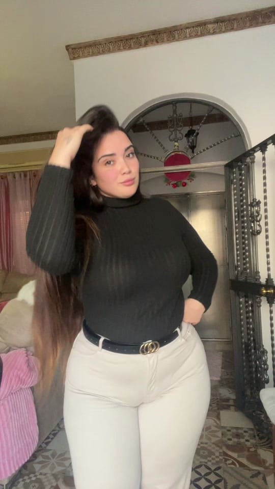Post 2 by Estela Navarro on TikTok (video)