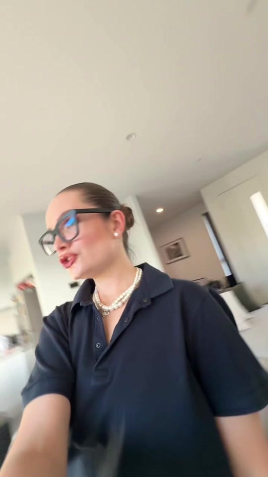 Post 1 by ALESKA on TikTok (video)