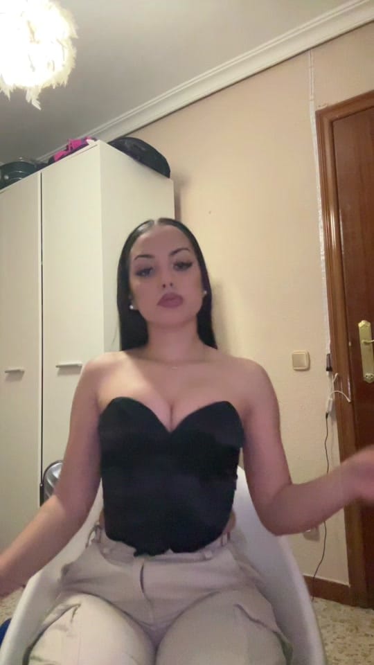 Post 10 by 𝐋𝐮𝐜𝐢𝐚 𝐌𝐮ñ𝐨𝐳 on TikTok (video)