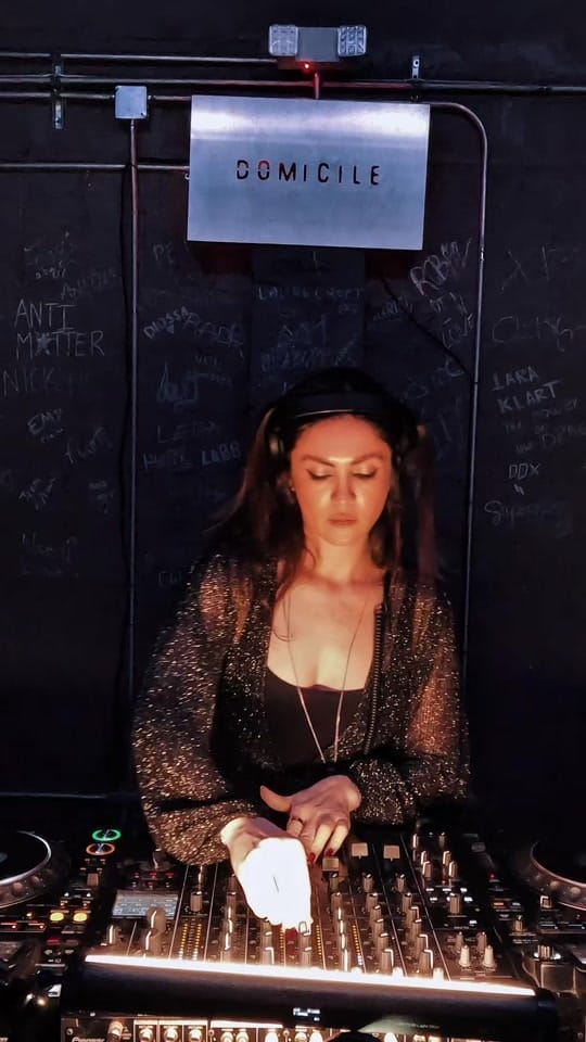 Post 6 by Lara Klart on TikTok (video)