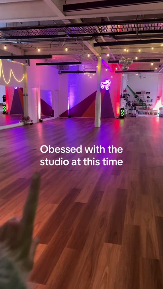 Post 4 by staceyskates on TikTok (video)