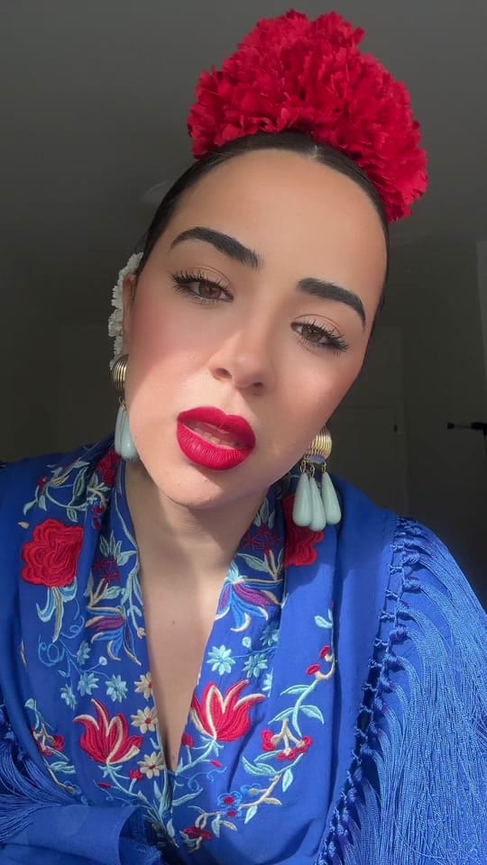 Post 4 by Lucia Melado on TikTok (video)
