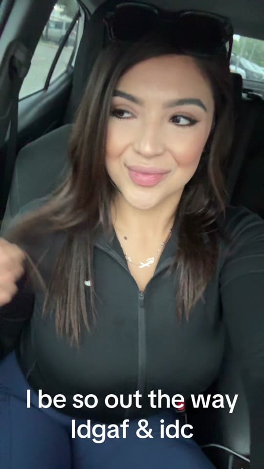 Post 3 by stormiebb on TikTok (video)