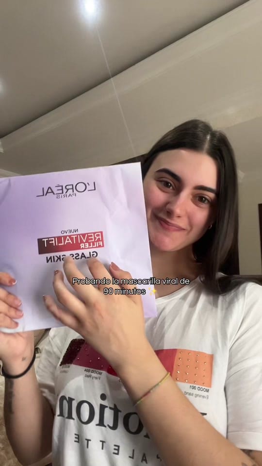 Post 4 by Celia Ruiz🍒 on TikTok (video)