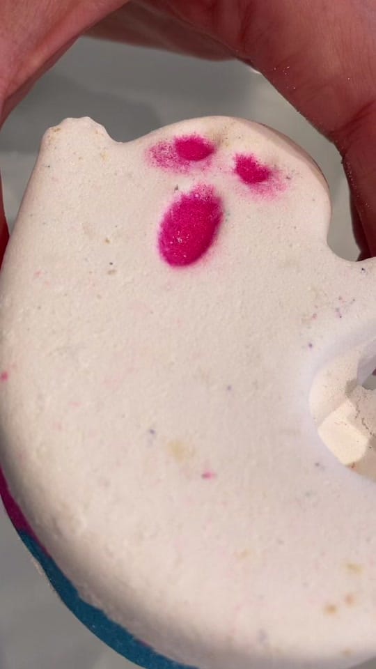 Post 9 by Lush sevilla on TikTok (video)