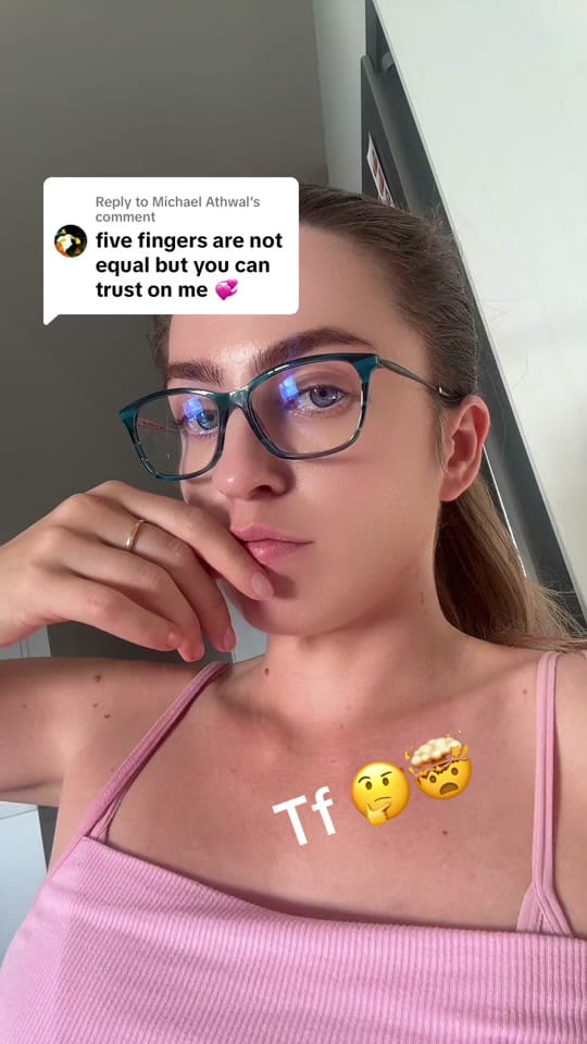 Post 5 by Alina⭐️Mac on TikTok (video)