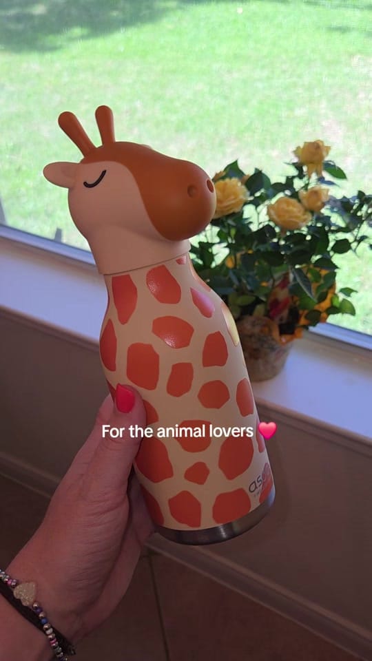 Post 3 by Taylor on TikTok (video)