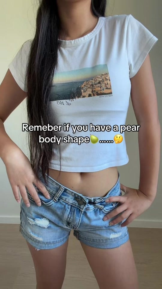 Post 5 by Nikkie on TikTok (video)