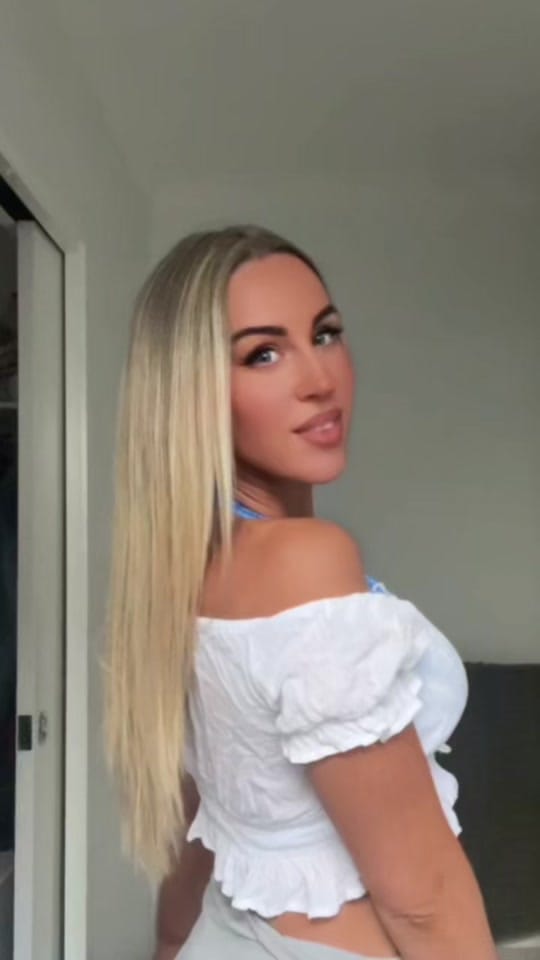 Post 5 by Aura on TikTok (video)