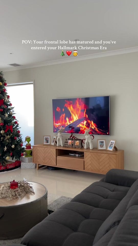 Post 3 by jenavieve.nichola on TikTok (video)
