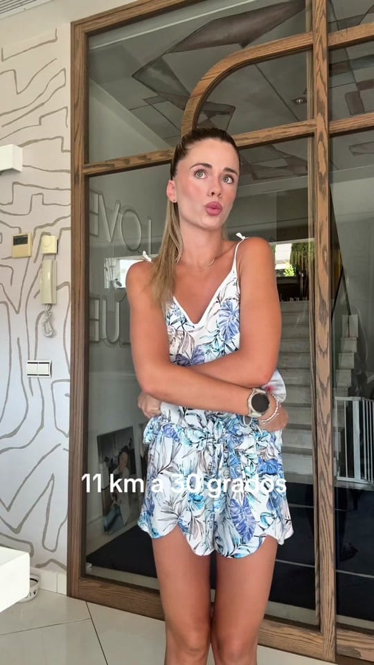 Post 2 by Elena Domenech on TikTok (video)