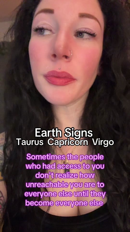 Post 3 by Robin✨🌙 on TikTok (video)