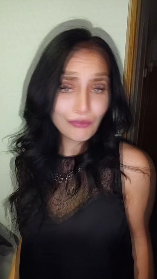 Post 8 by Eli on TikTok (video)