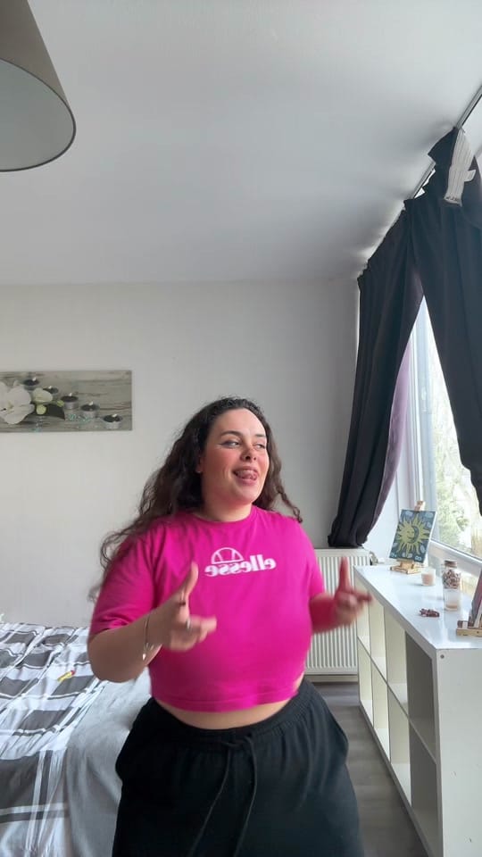 Post 9 by Anitaa Delgado on TikTok (video)