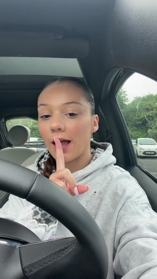 Post 5 by keira🎧🧸💌 on TikTok (video)