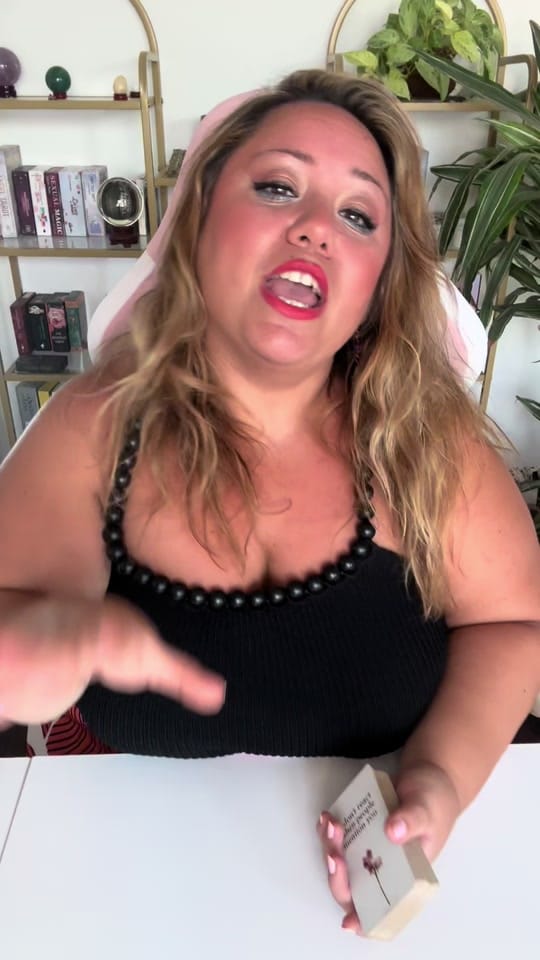Post 6 by Pilar Escribano Blanco on TikTok (video)