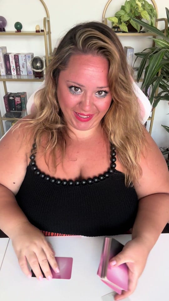 Post 7 by Pilar Escribano Blanco on TikTok (video)