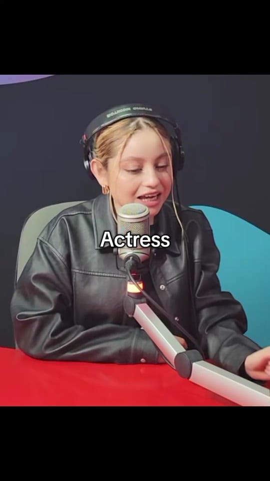 Post 5 by SOY LUNA🛼🩷 on TikTok (video)