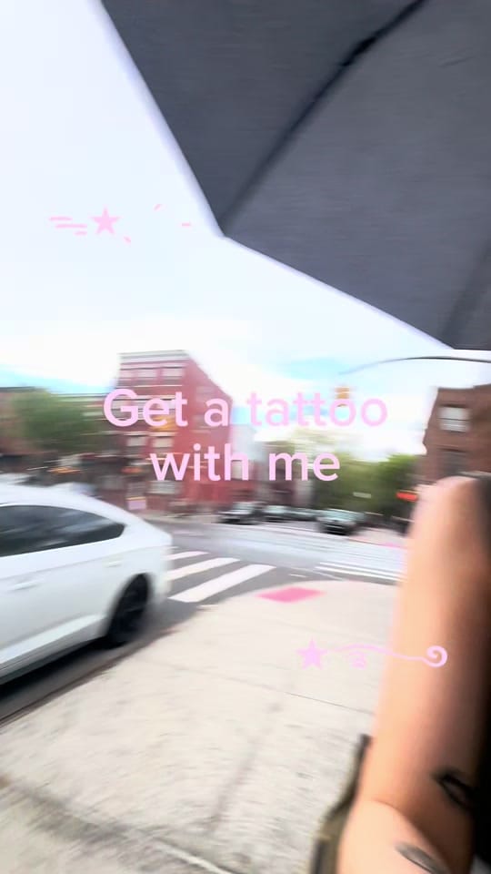 Post 10 by Sydney Frost on TikTok (video)